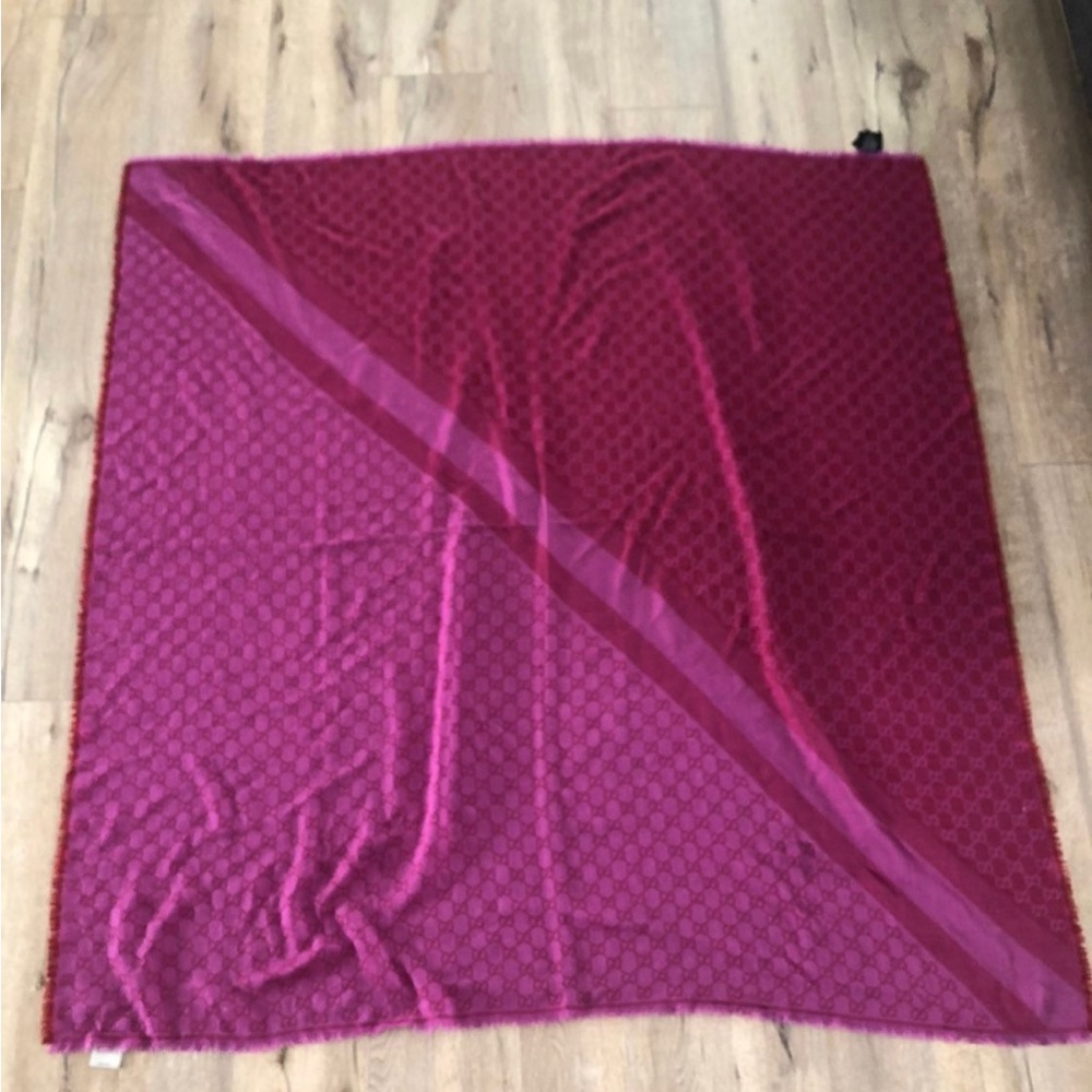 GUCCI SCARF
